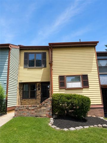 1717 Redwood Court, Allentown City, PA 18104