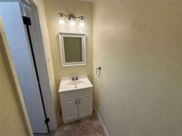 1717 Redwood Court, Allentown City, PA 18104