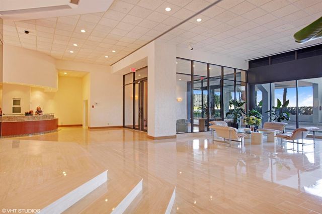 100 Lakeshore Drive 957, North Palm Beach, FL 33408