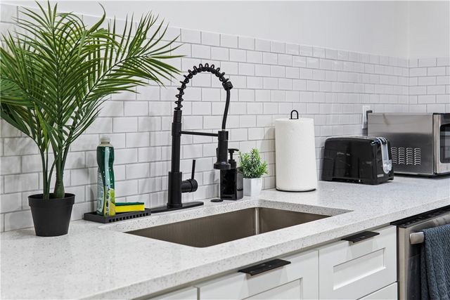 523 Alpine Ave, Central North Side, PA 15212