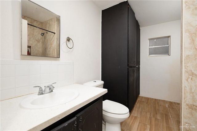 604 N Padre Avenue, Weslaco, TX 78596