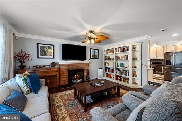 5211 INVERCHAPEL RD, Springfield, VA 22151