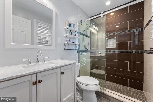 5211 INVERCHAPEL RD, Springfield, VA 22151