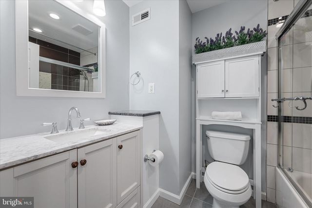 5211 INVERCHAPEL RD, Springfield, VA 22151