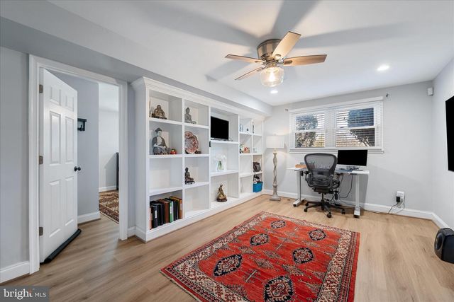 5211 INVERCHAPEL RD, Springfield, VA 22151