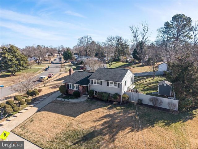 5211 INVERCHAPEL RD, Springfield, VA 22151