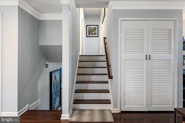 5211 INVERCHAPEL RD, Springfield, VA 22151