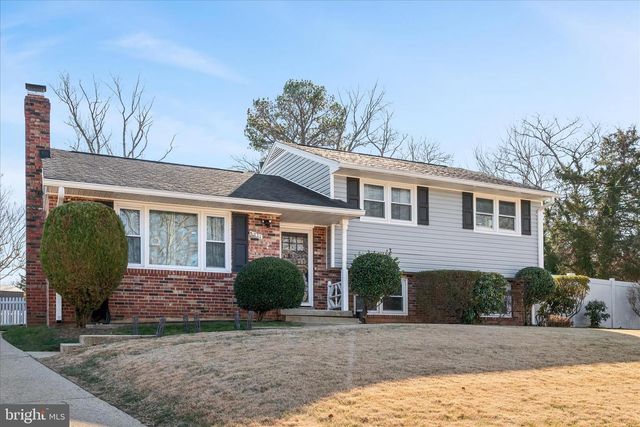 5211 INVERCHAPEL RD, Springfield, VA 22151