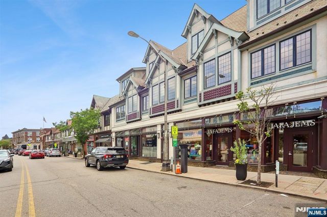 104 Wildwood Avenue, Montclair, NJ 07043