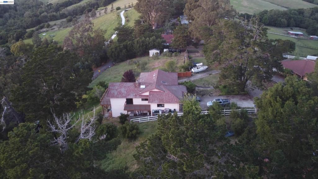 Image 38 of property listing at 6727 Sunnyslope Ave, Castro Valley, CA 94552