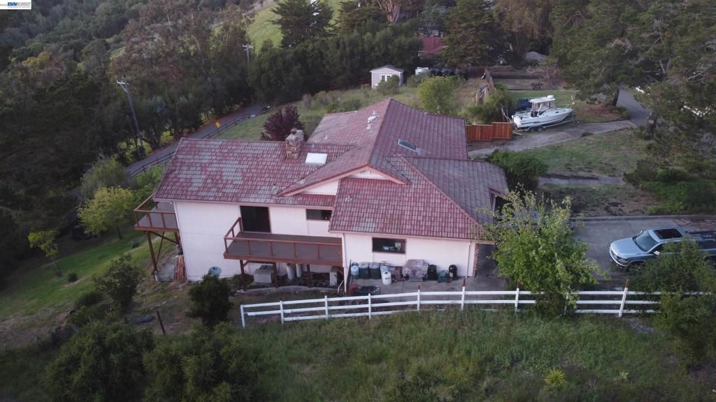 Image 39 of property listing at 6727 Sunnyslope Ave, Castro Valley, CA 94552