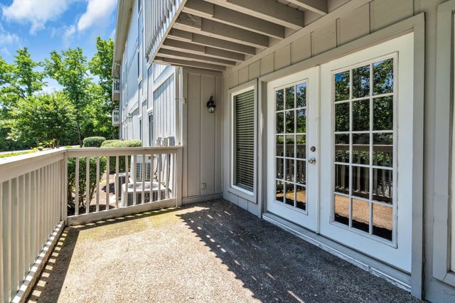21 Vaughns Gap Rd Apt 88F, Nashville, TN 37205