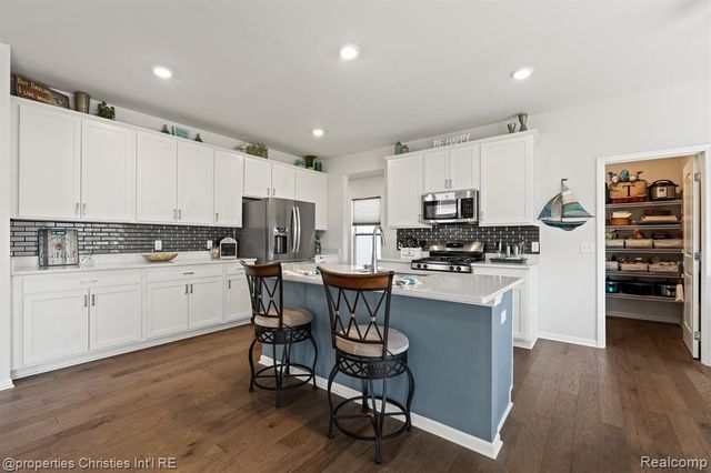 2721 Maize Loop, Saline, MI 48176