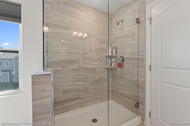 2721 Maize Loop, Saline, MI 48176