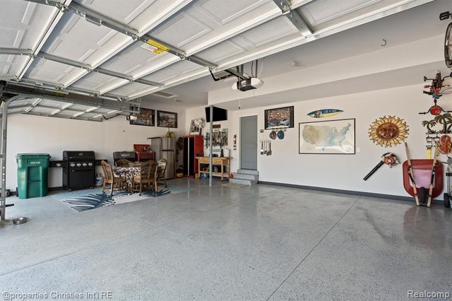 2721 Maize Loop, Saline, MI 48176