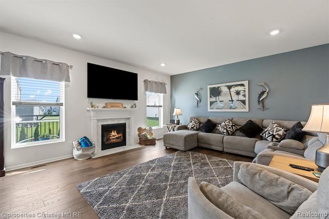 2721 Maize Loop, Saline, MI 48176