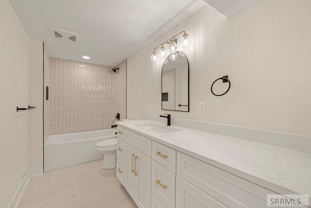 75 S 3rd E, Rexburg, ID 83440