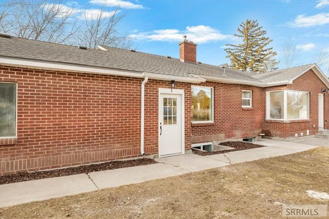 75 S 3rd E, Rexburg, ID 83440