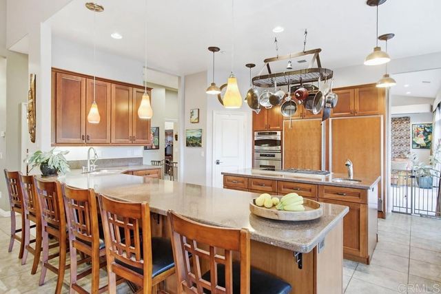 10044 Silver Creek Ln, El Cajon, CA 92021