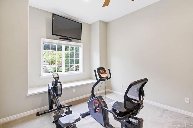 10044 Silver Creek Ln, El Cajon, CA 92021