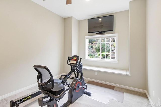 10044 Silver Creek Ln, El Cajon, CA 92021