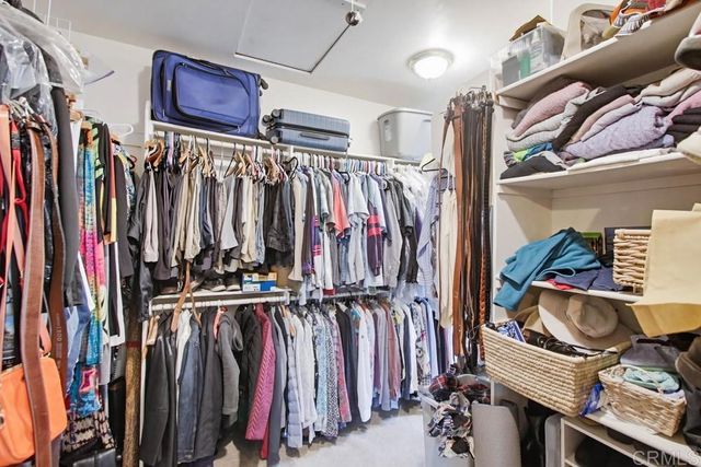 10044 Silver Creek Ln, El Cajon, CA 92021