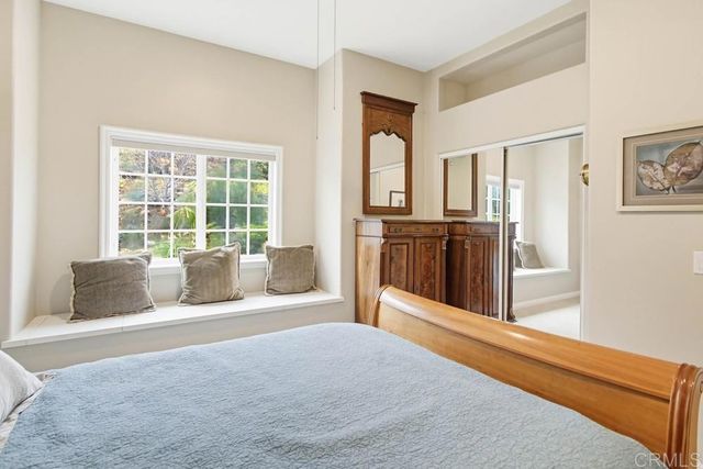 10044 Silver Creek Ln, El Cajon, CA 92021