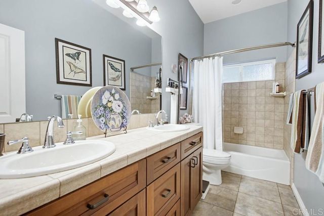 10044 Silver Creek Ln, El Cajon, CA 92021