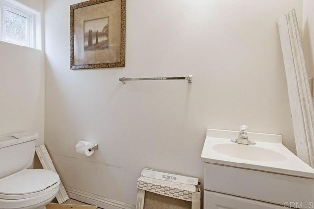 10044 Silver Creek Ln, El Cajon, CA 92021