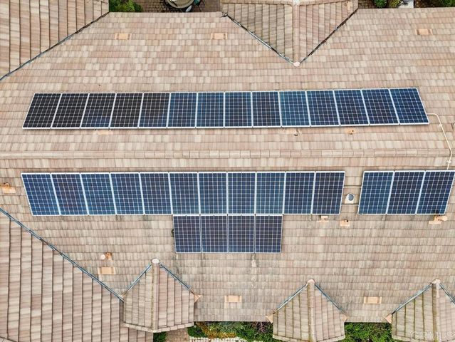 10044 Silver Creek Ln, El Cajon, CA 92021