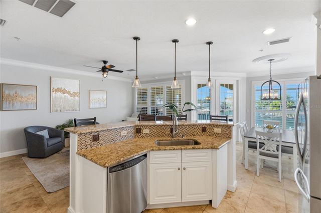 6420 SUNSET BAY CIRCLE, Apollo Beach, FL 33572