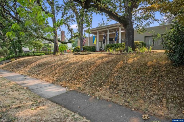 650 Liberty St SE, Salem, OR 97301