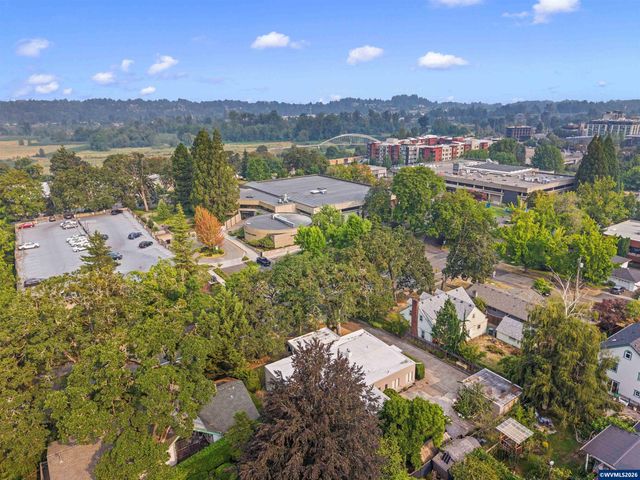 650 Liberty St SE, Salem, OR 97301