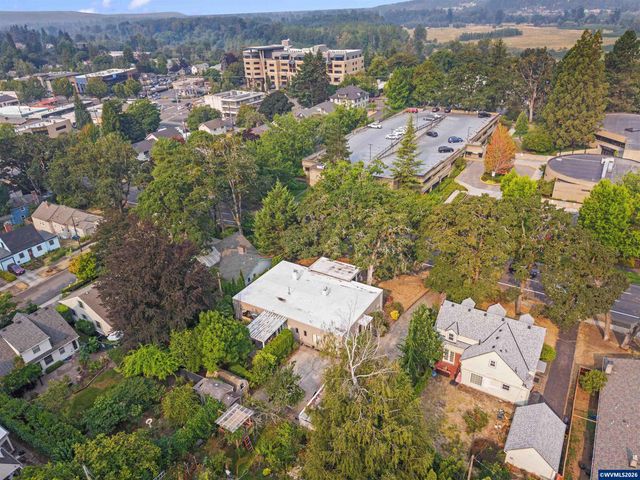 650 Liberty St SE, Salem, OR 97301