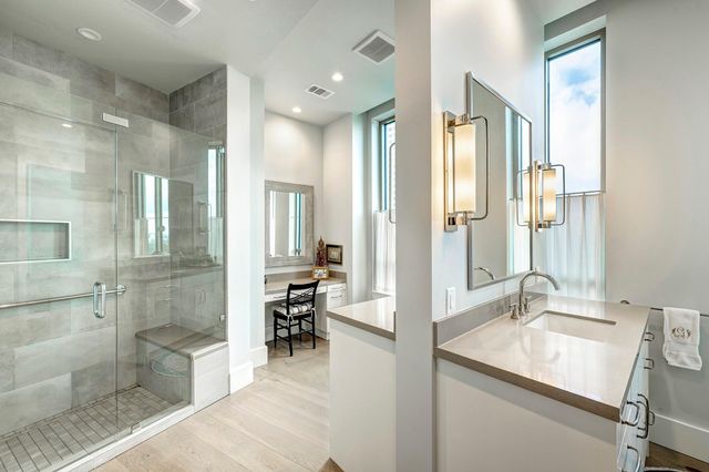 2325 Welch Street 705, Houston, TX 77019