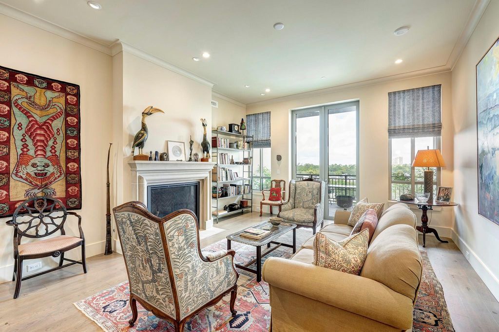 2325 Welch Street 705, Houston, TX 77019