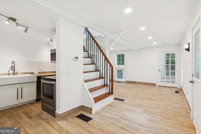 375 Deerfield Drive, Dahlonega, GA 30533