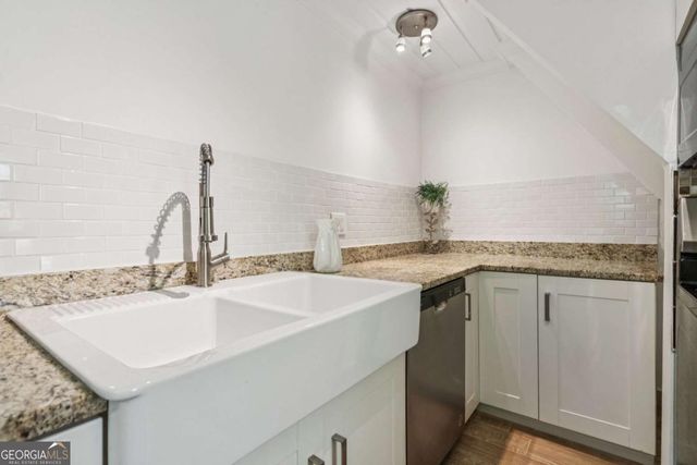 375 Deerfield Drive, Dahlonega, GA 30533