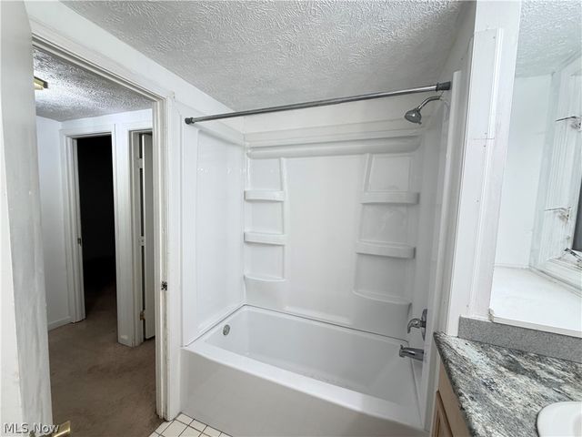 10408 N Church Drive 420, Parma Heights, OH 44130
