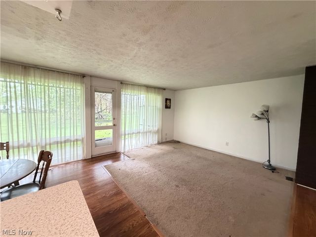 10408 N Church Drive 420, Parma Heights, OH 44130