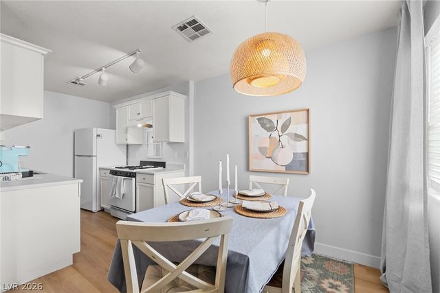 5330 East Charleston Boulevard 35, Las Vegas, NV 89142