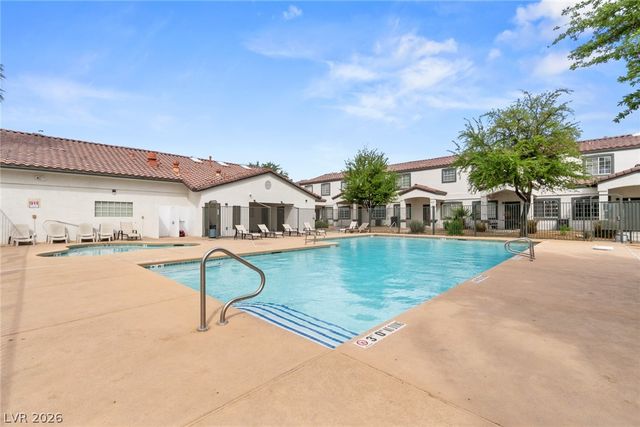 5330 East Charleston Boulevard 35, Las Vegas, NV 89142