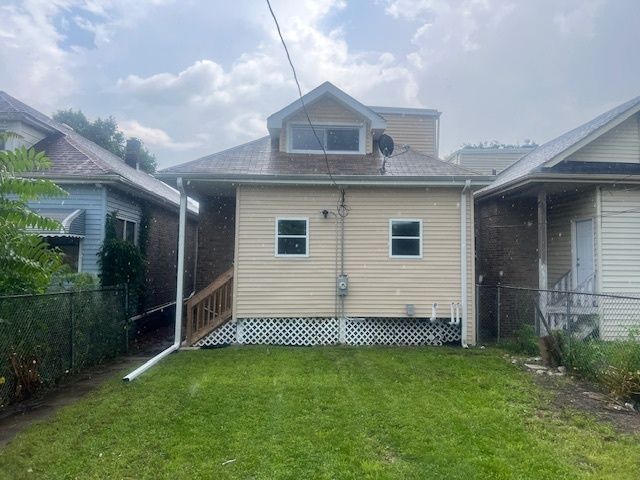 7520 S Aberdeen Street, Chicago, IL 60620