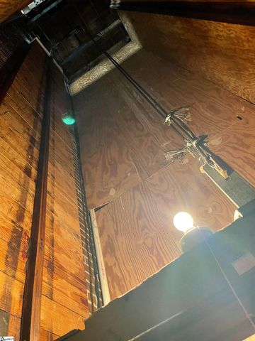 114 N Broad Street, Clinton, SC 29325