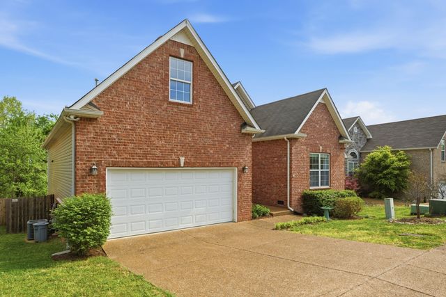 260 Sundown Dr, Antioch, TN 37013