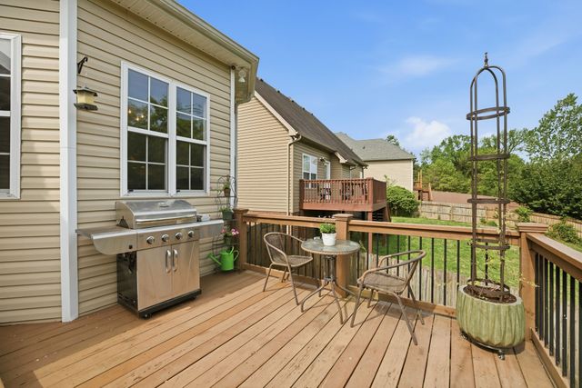 260 Sundown Dr, Antioch, TN 37013