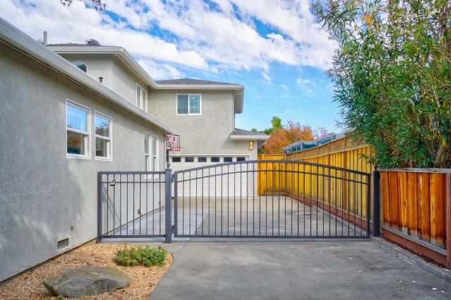 204 N 3rd Street, Campbell, CA 95008