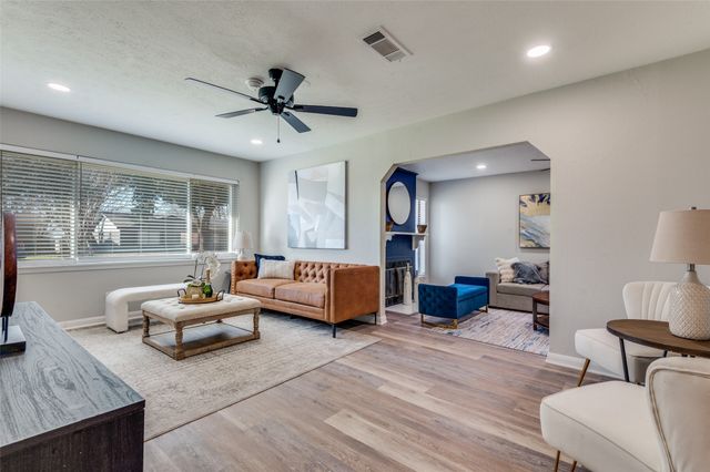 7724 Gaston Avenue, Fort Worth, TX 76116