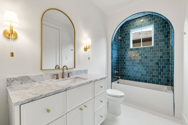 9866 Mixon Drive, Dallas, TX 75220