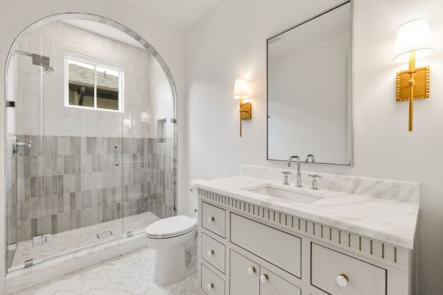 9866 Mixon Drive, Dallas, TX 75220